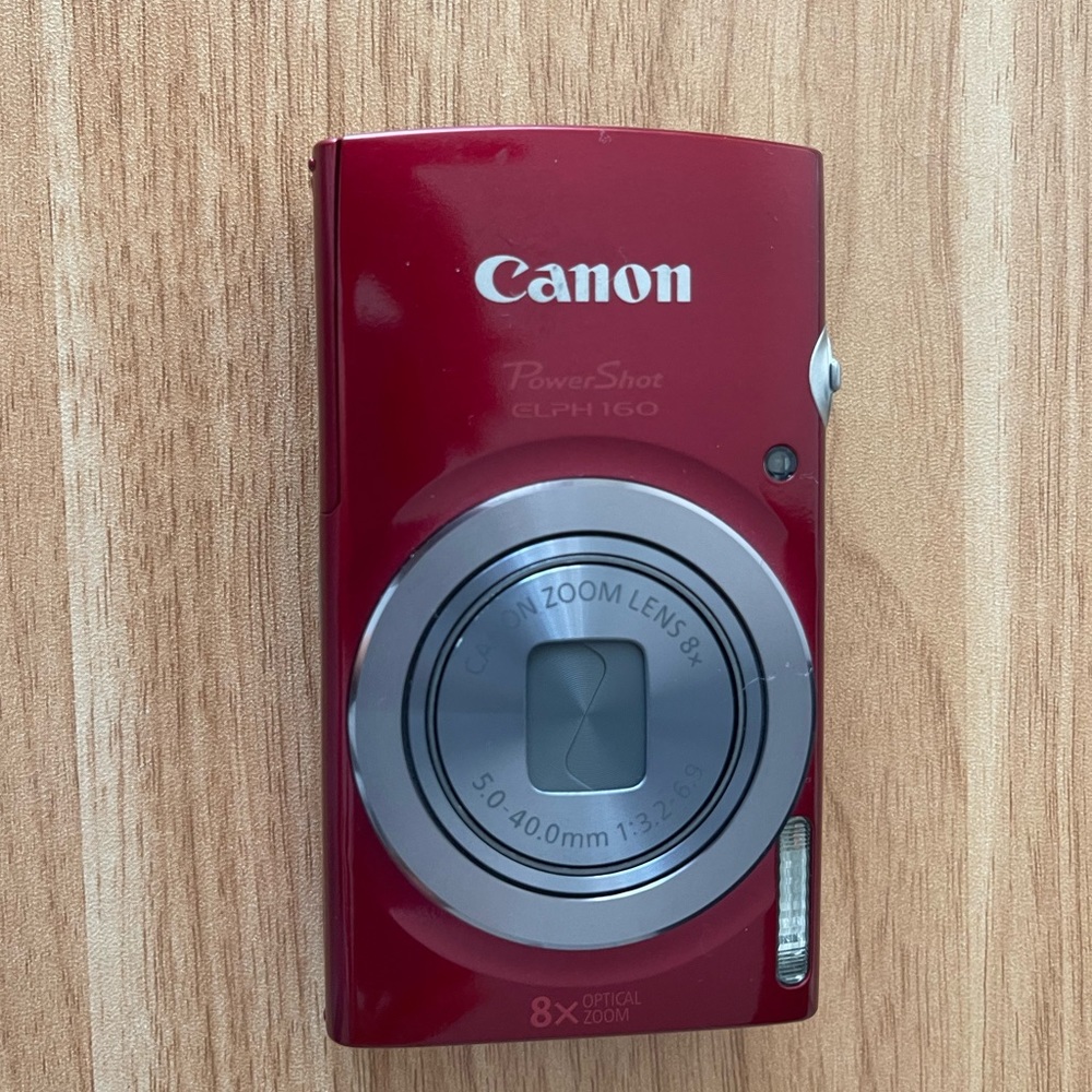 Canon PowerShot ELPH 160 20.0 MP Digital SLR Camera - Red